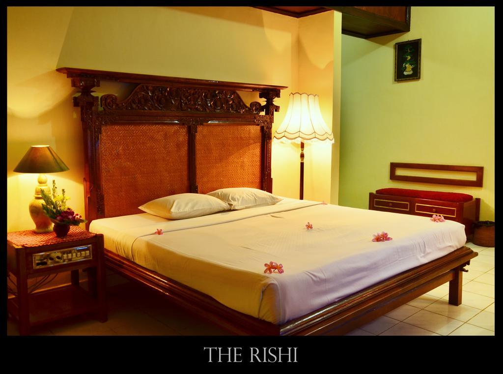 The Rishi Candidasa Beach Resort Exterior photo